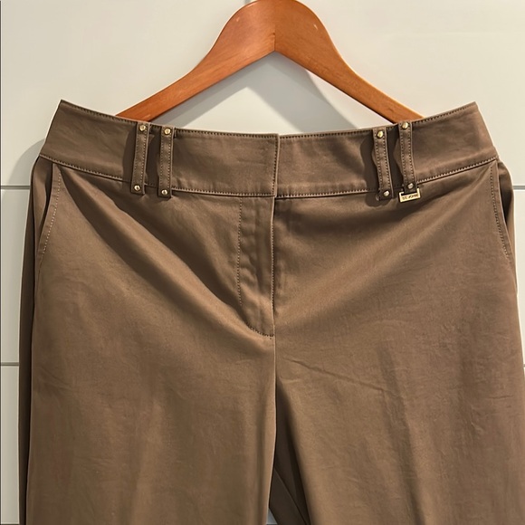 St. John Sport Vintage Tailored Blazer with pants - Picture 8 of 14